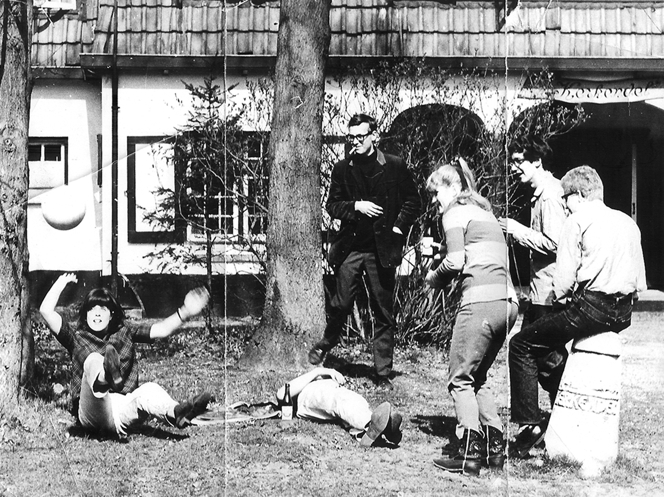 Olofspoortweekend  april 1964 Herman Stecher ligt er laveloos bij